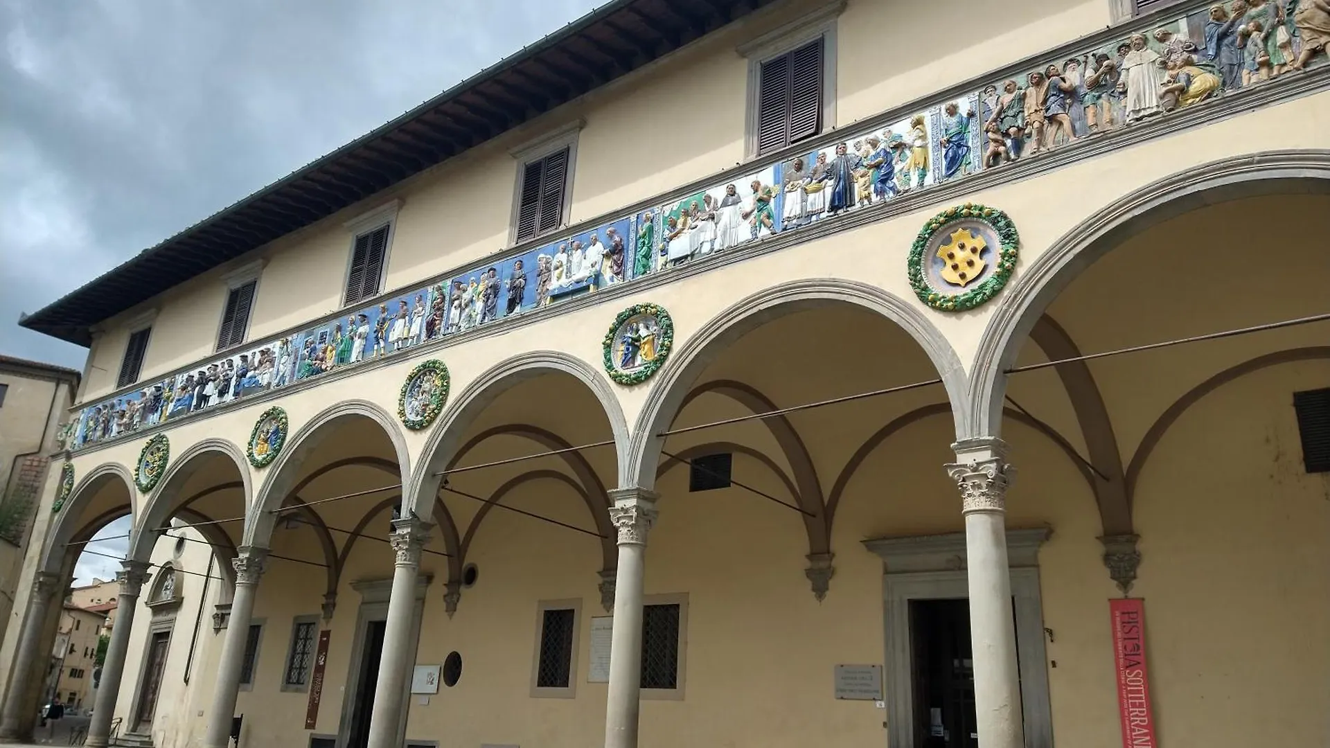 Pensionat Palazzo Reali Apartment - Appartamento O Camera Nella Storia Di Pistoia